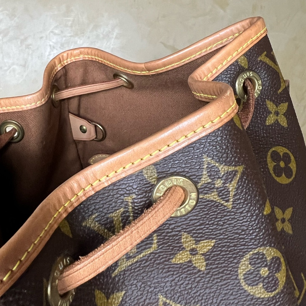 Louis Vuitton Monogram Montsouris MM - Picture 14 of 16